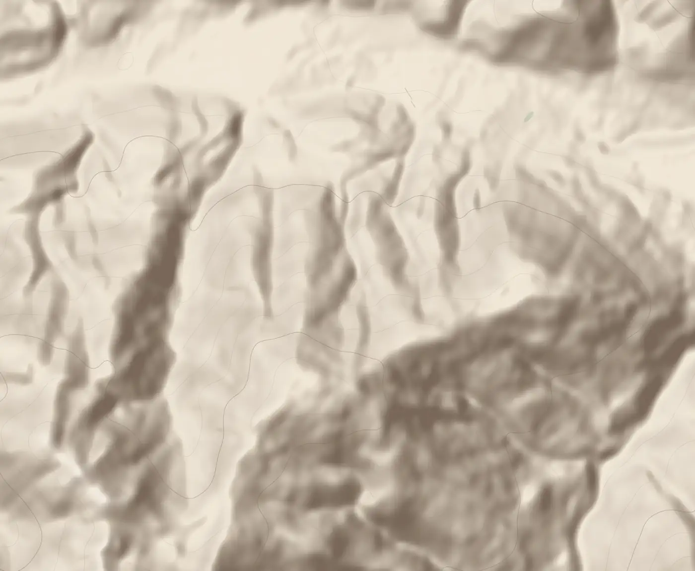 Pistenkarte Tarvisio: Pisten nach Schwierigkeit und Lifte auf dem Geländerelief, Norden oben.